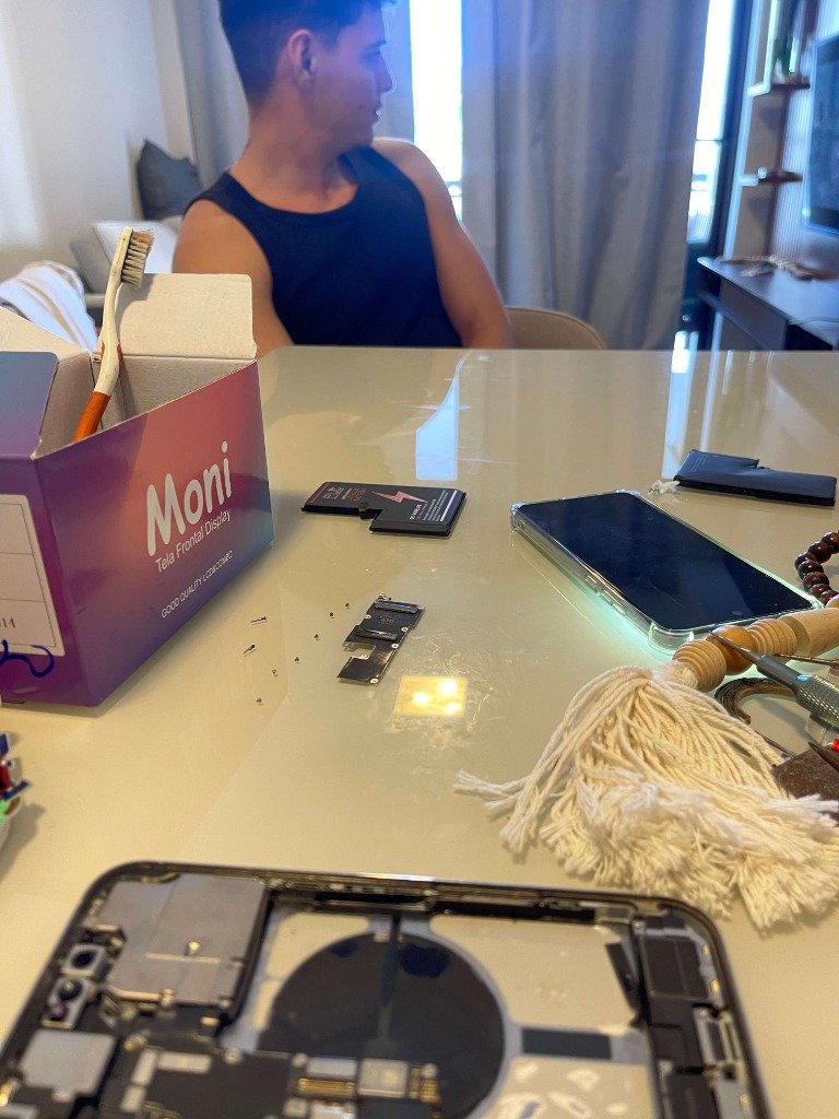 Serviço de busca e entrega de celular no Recreio dos Bandeirantes